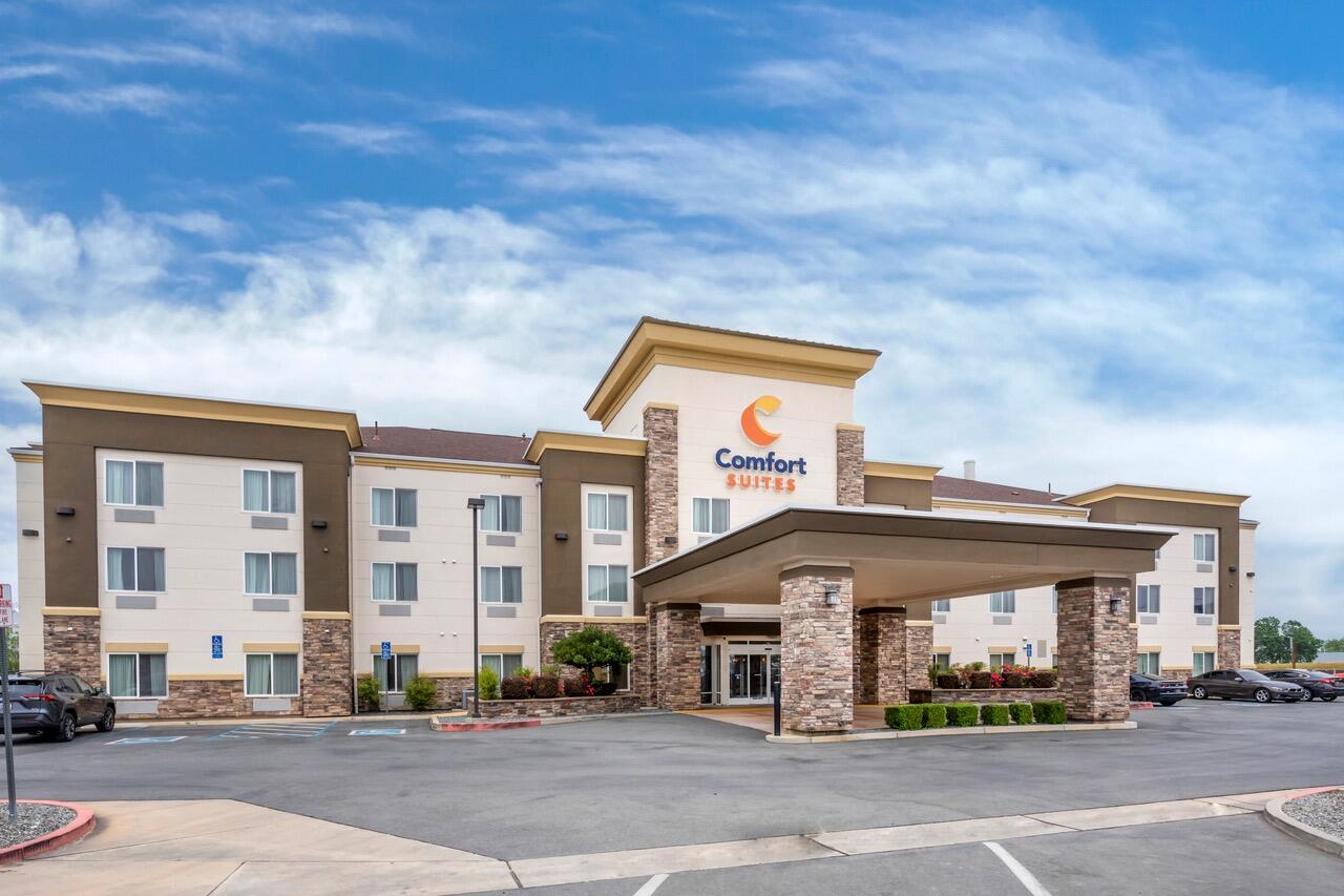 Picture of Comfort Suites Redding - Shasta Lake