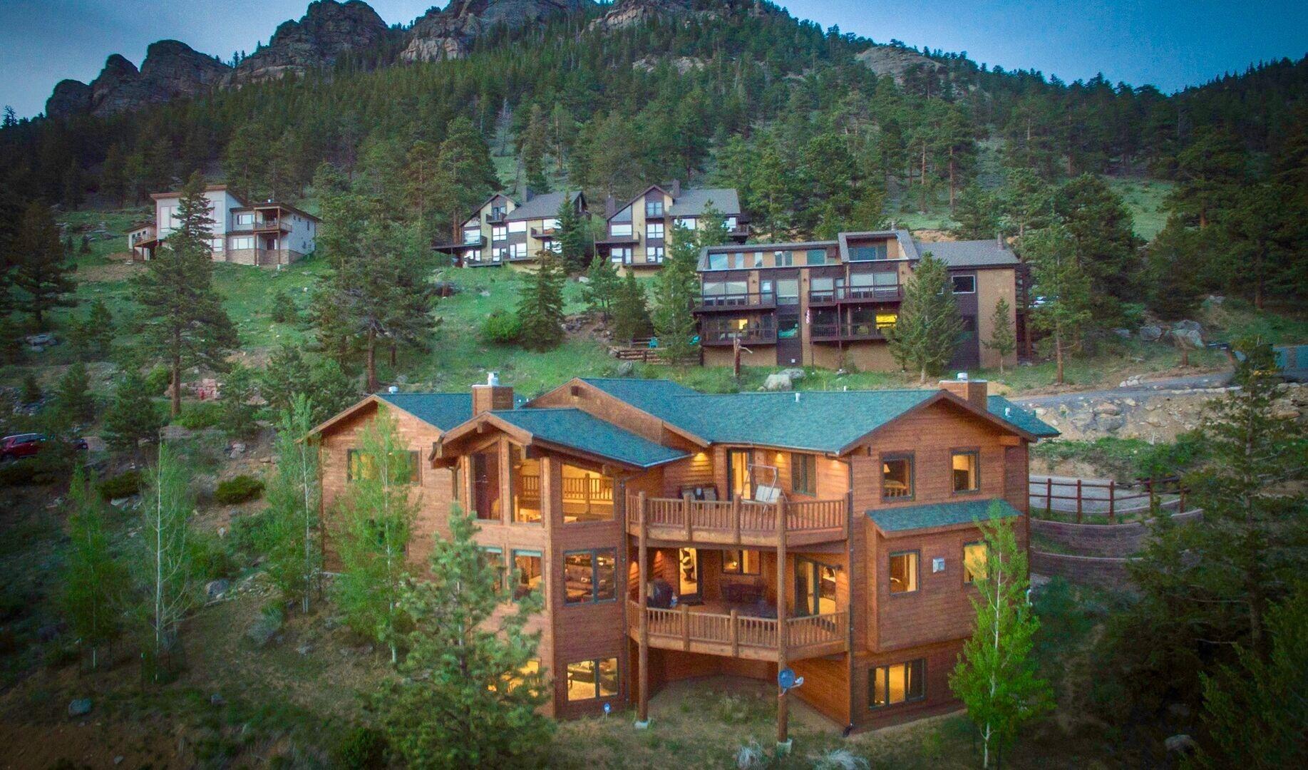 Picture of WindCliff Vacation Homes