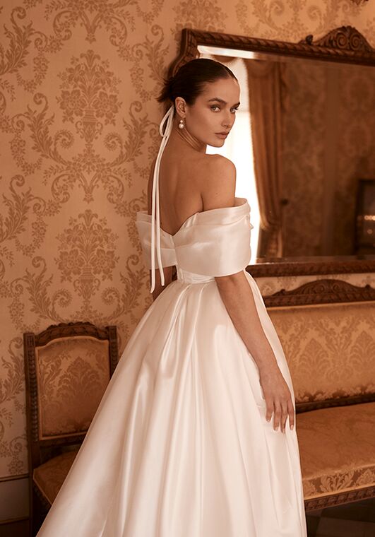 Soft flow by Ricca Sposa Atelier Faustina 25-014(3) Ball Gown Wedding Dress - 4