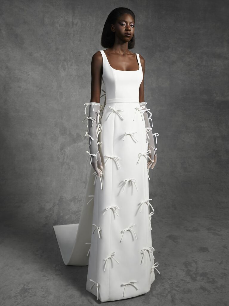 wedding dress with gloves