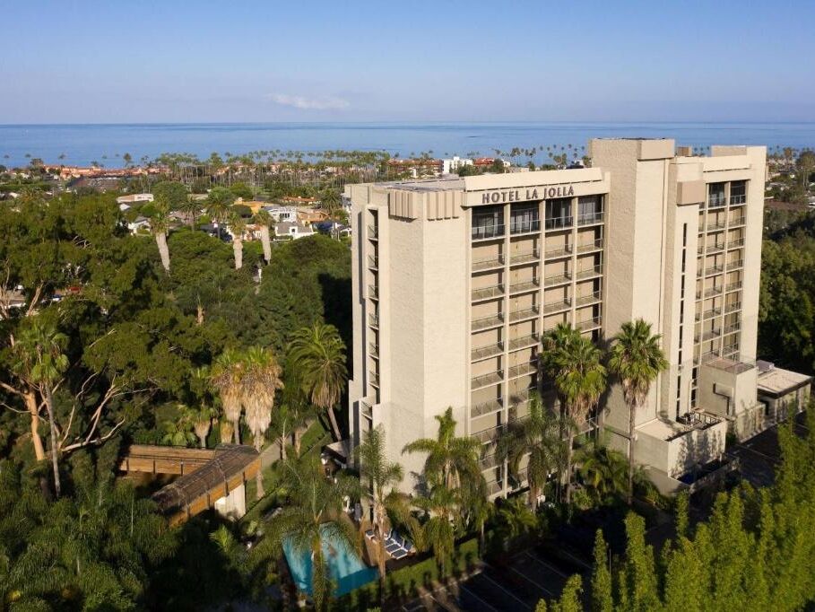 Picture of Hotel La Jolla, Curio Collection by Hilton