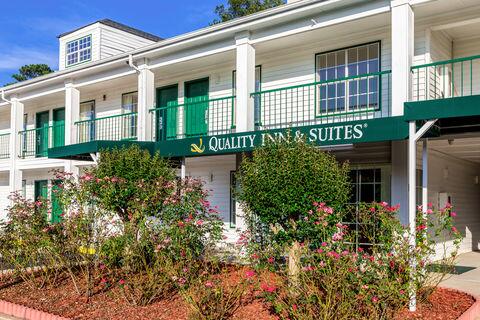 Picture of Quality Inn & Suites