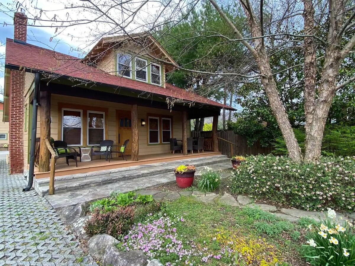 Picture of Pet Friendly - Arts & Crafts Home in Weaverville
