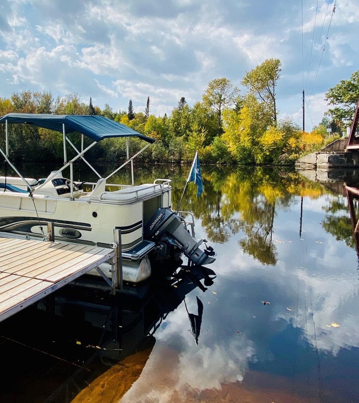 Picture of Pontoon Boat Charters