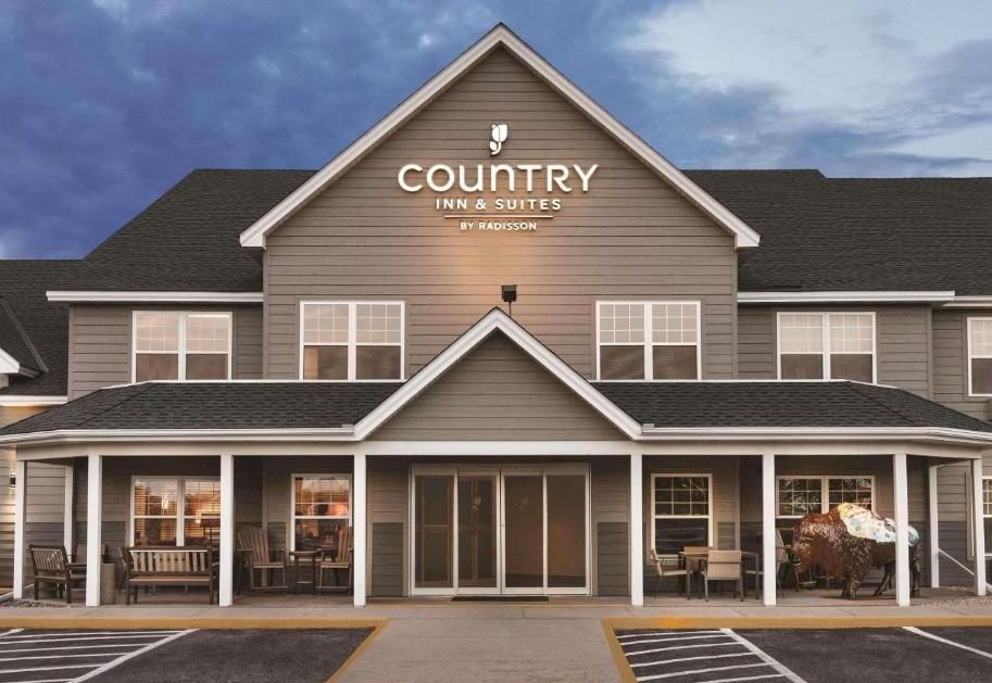 Picture of Country Inn & Suites