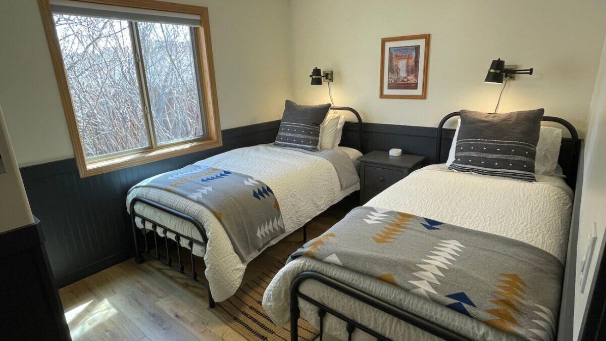 Picture of Pinedale Cozy Cabins