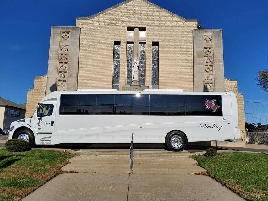 Picture of Complimentary shuttle -Sterling Limousine to and from the Holiday Inn Express & Suites Fort Washington