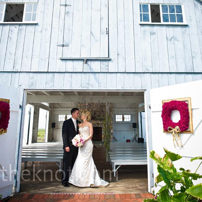 The rustic boathouse  chapel ultimately sold Cara and Stephen on the venue.