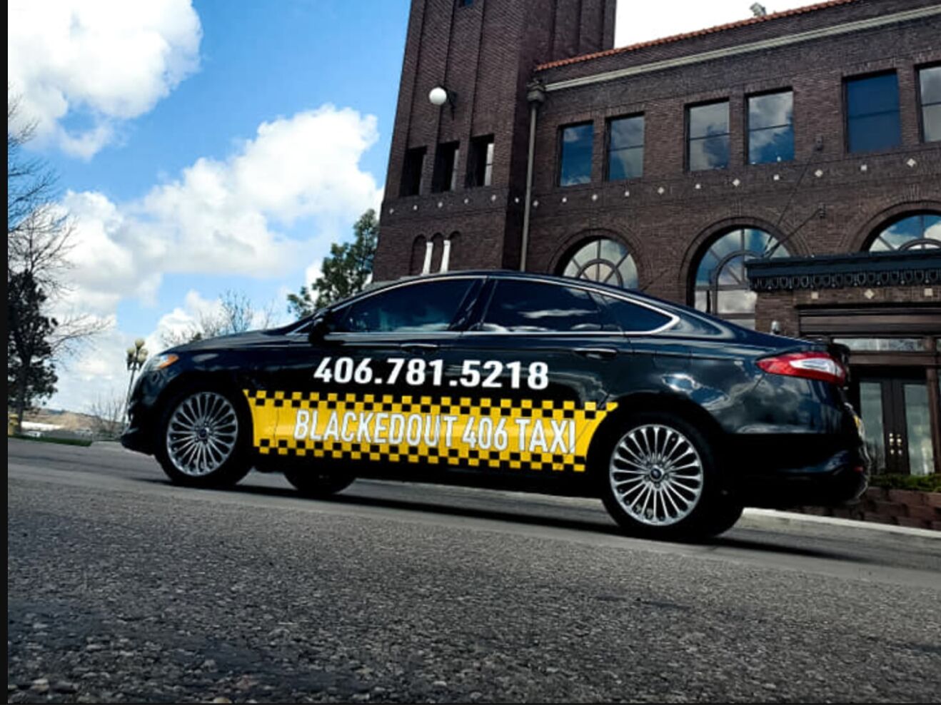 Picture of BlackedOut 406 TAXI & LIMOUSINE