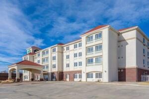 Picture of La Quinta Inn & Suites by Wyndham Dodge City