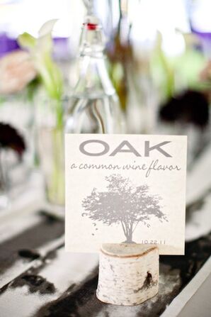 Neutral Reception Decor