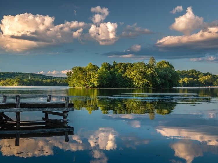 Picture of Swartswood State Park