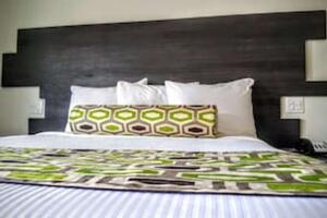 Picture of Jewel City Inn