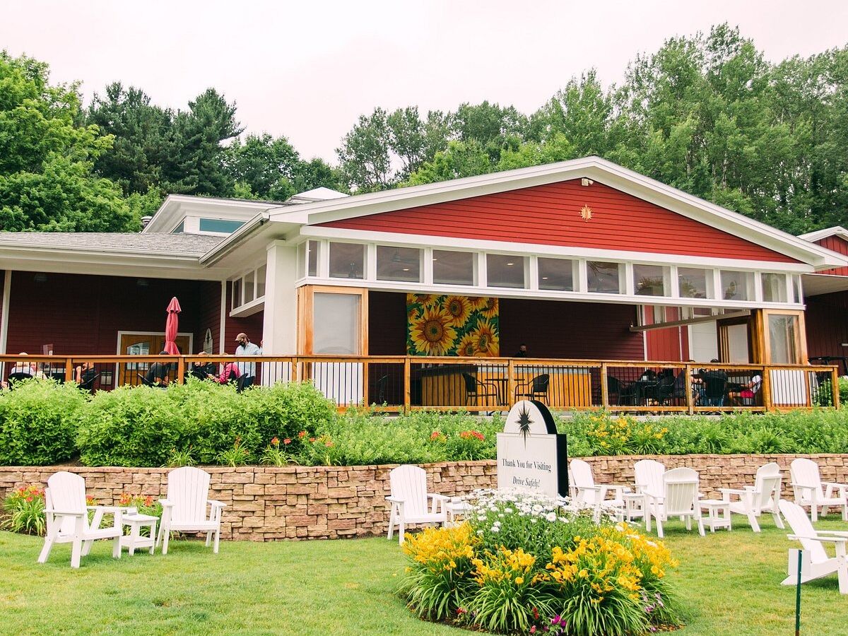 Picture of Black Star Farms Suttons Bay