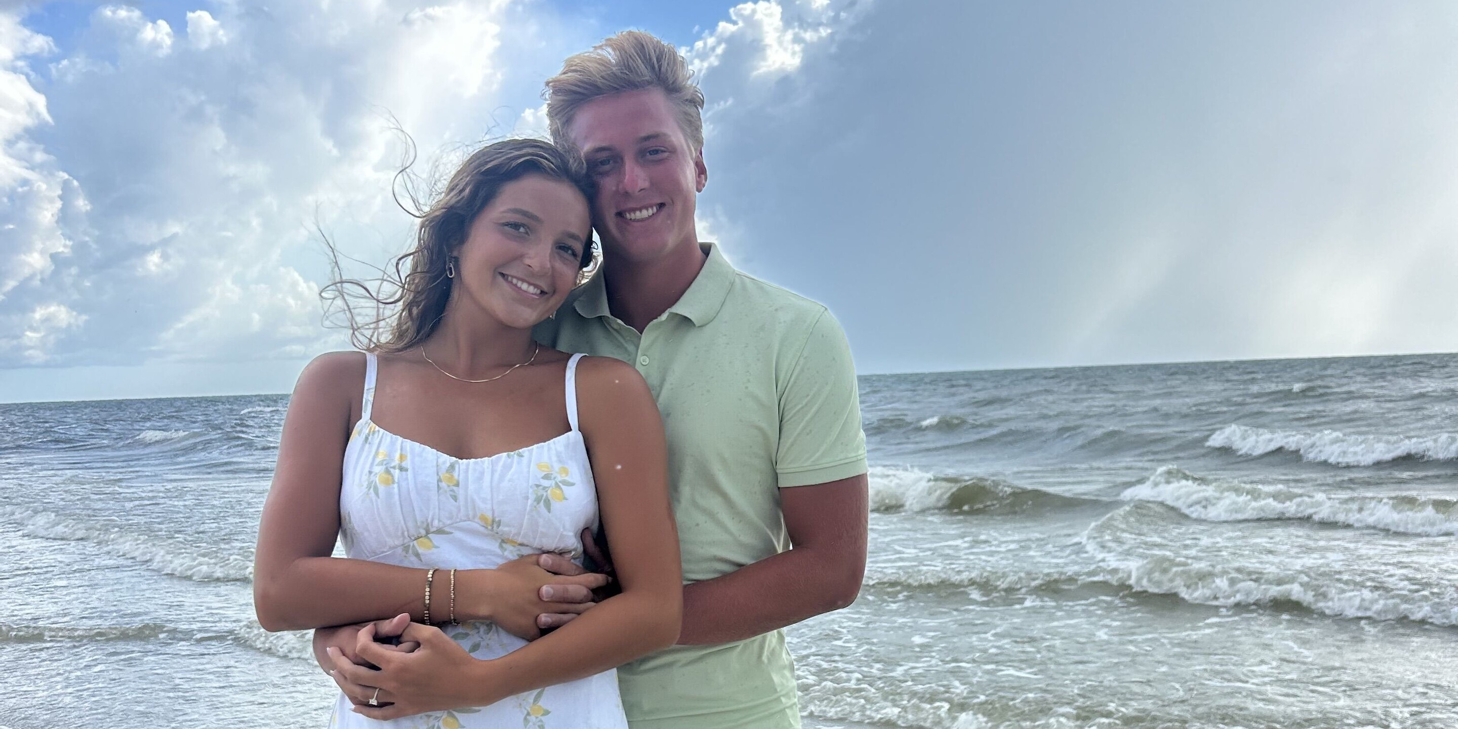 Hailee Howe and Simon Garrett's Wedding Website - The Knot