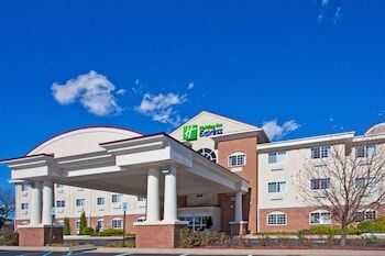 Picture of Holiday Inn Express Hotel & Suites Charlotte