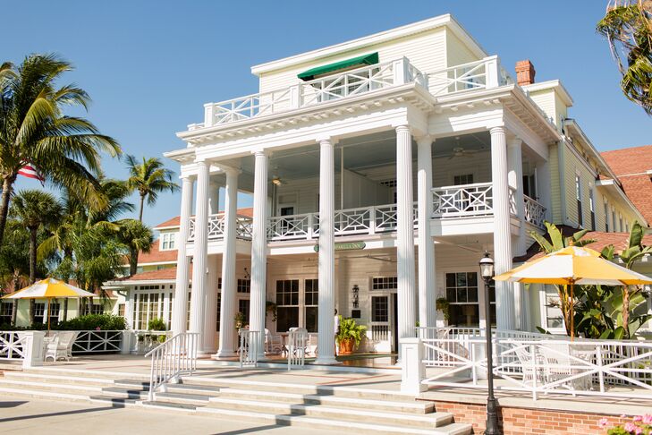 Since the groom's family was from Germany and would be traveling overseas for the wedding, the couple decided to hold a wedding weekend vacation for their friends and family at Gasparilla Inn & Club in Boca Grande, Florida.