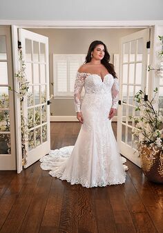 Essense of Australia D3315 plus Fit-and-Flare Wedding Dress