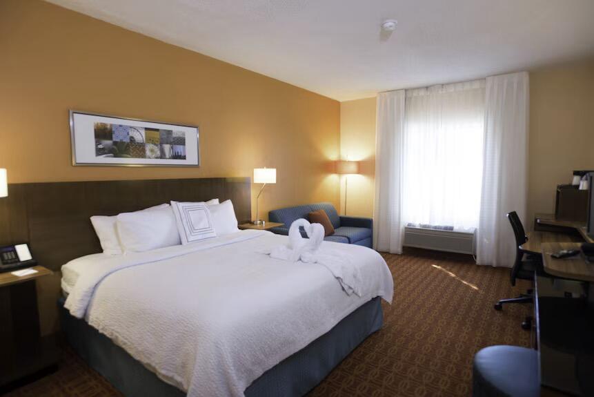 Picture of Fairfield Inn & Suites by Marriott Nashville Hendersonville