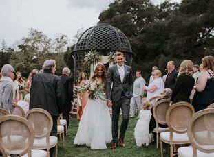 Jamie and Blake invited 27 guests to their sunset-inspired celebration filled with dandelion yellow, rust orange and pink details. After a ceremony un