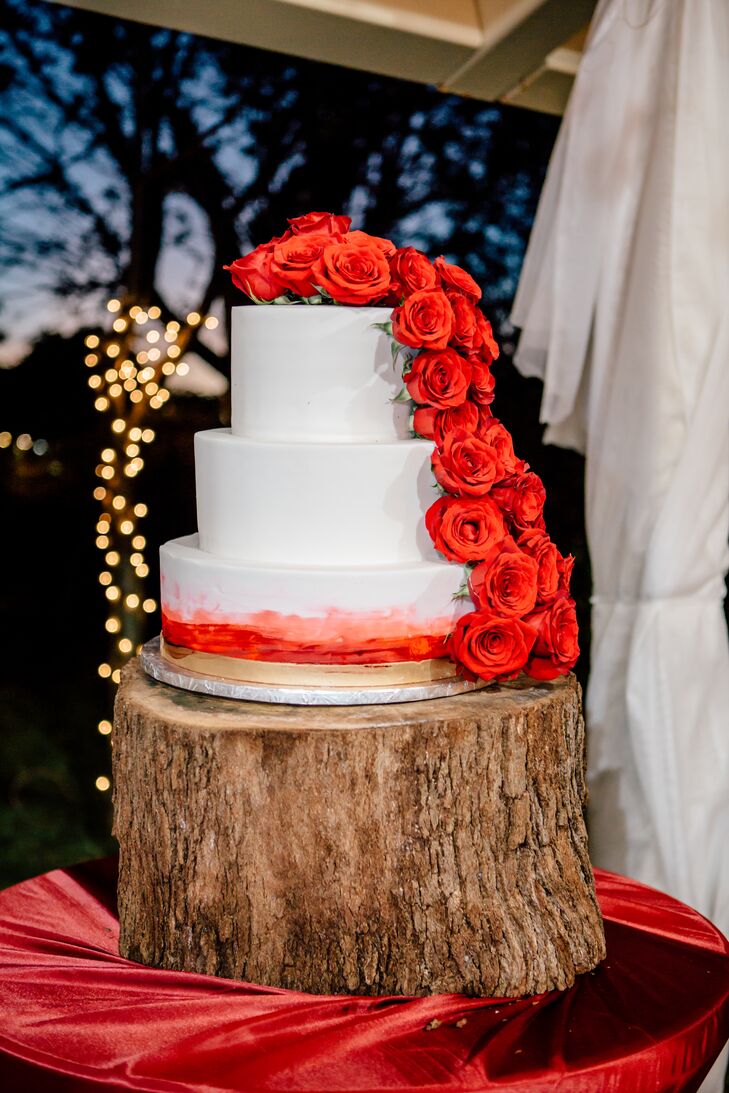 Romantic Round Cake with Red Ombre, Red Roses and Wood Stand