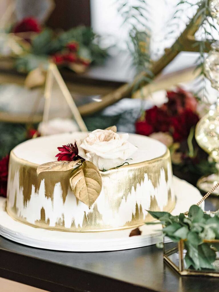 Single cutting cake with hand painted gold details