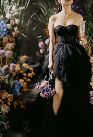 Black Sweetheart Neckline Strapless Wedding Dress With Slit