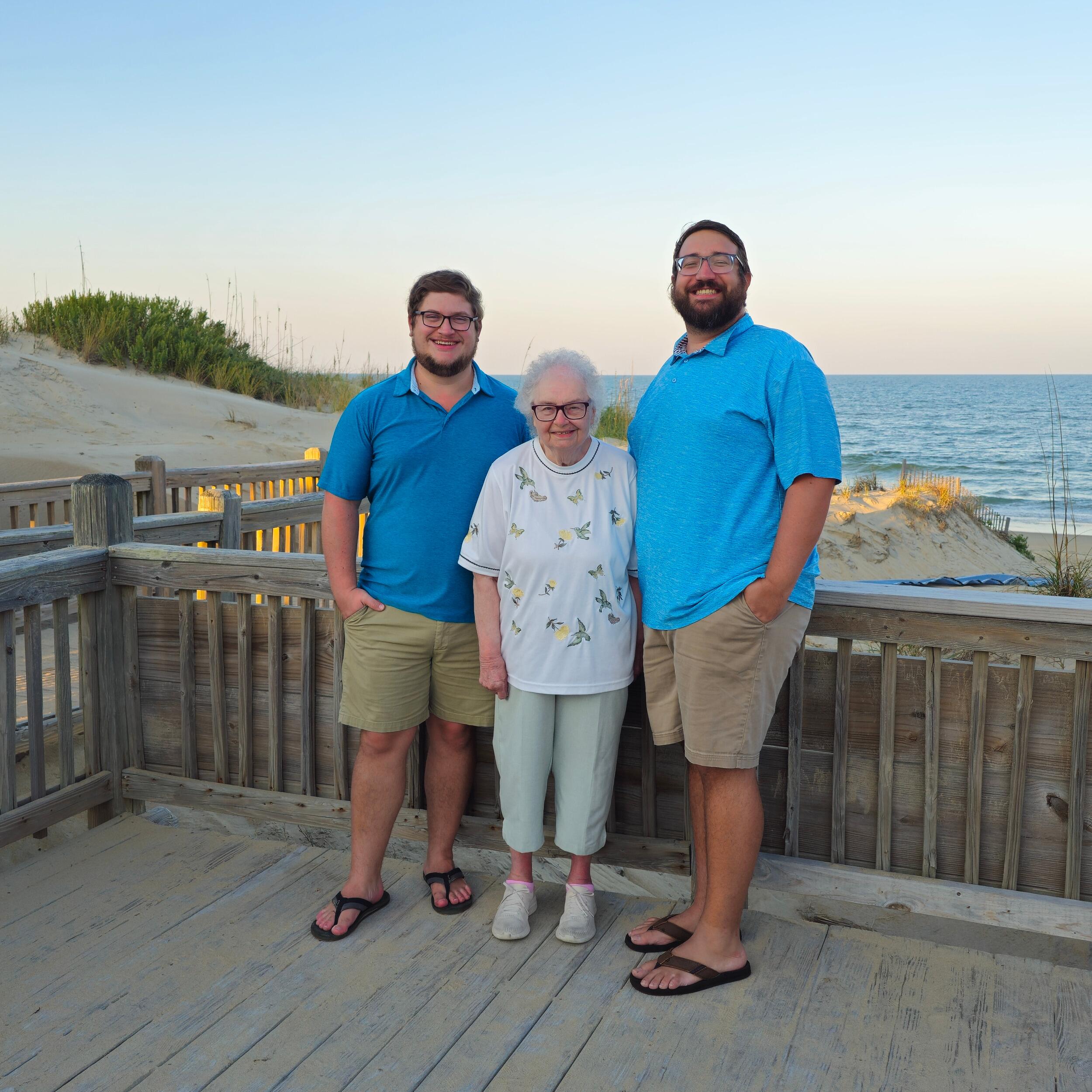 Dylan and Jake went on a beach vacation with the Cichy Family. 