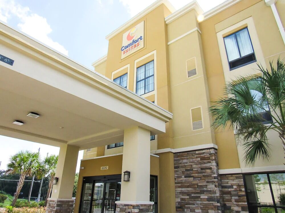 Picture of Comfort Suites near Rainbow Springs