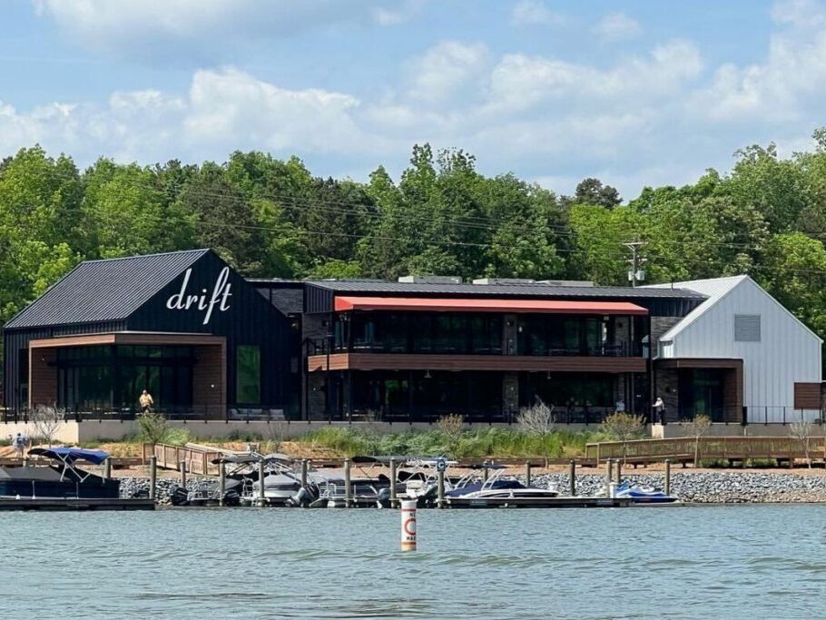 Picture of Drift on Lake Wylie