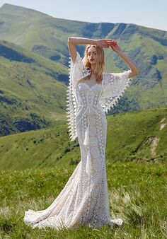 Ariamo Boho Ida Fit-and-Flare Wedding Dress