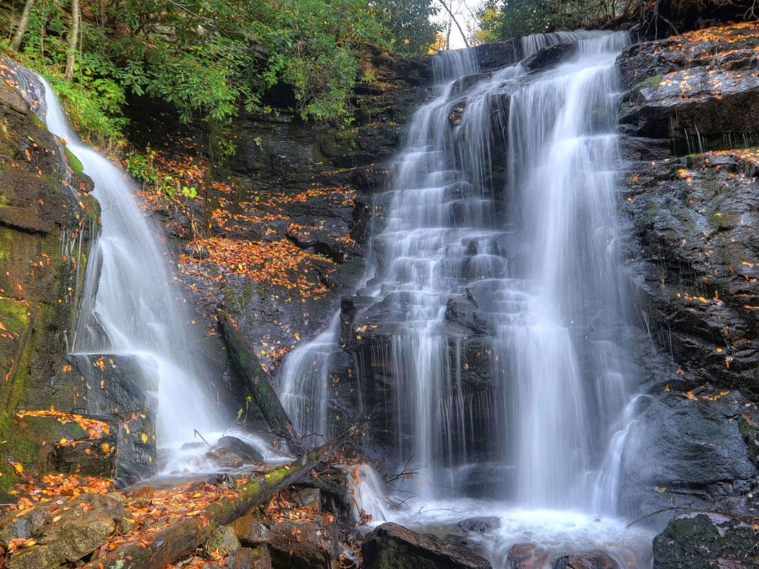 Picture of Soco Falls