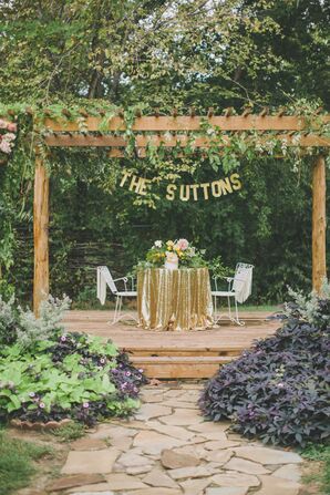 Rustic Outdoor Sweetheart Table