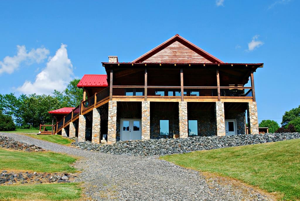 Picture of New River Retreat Lodge - West Jefferson