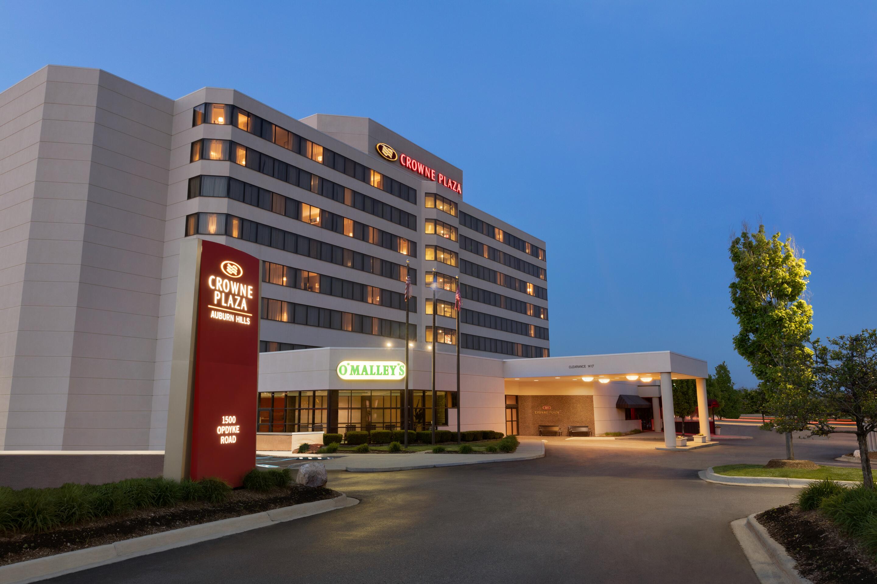 Picture of Crowne Plaza Auburn Hills