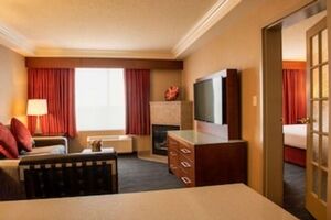 Picture of Radisson Hotel & Suites Fort McMurray