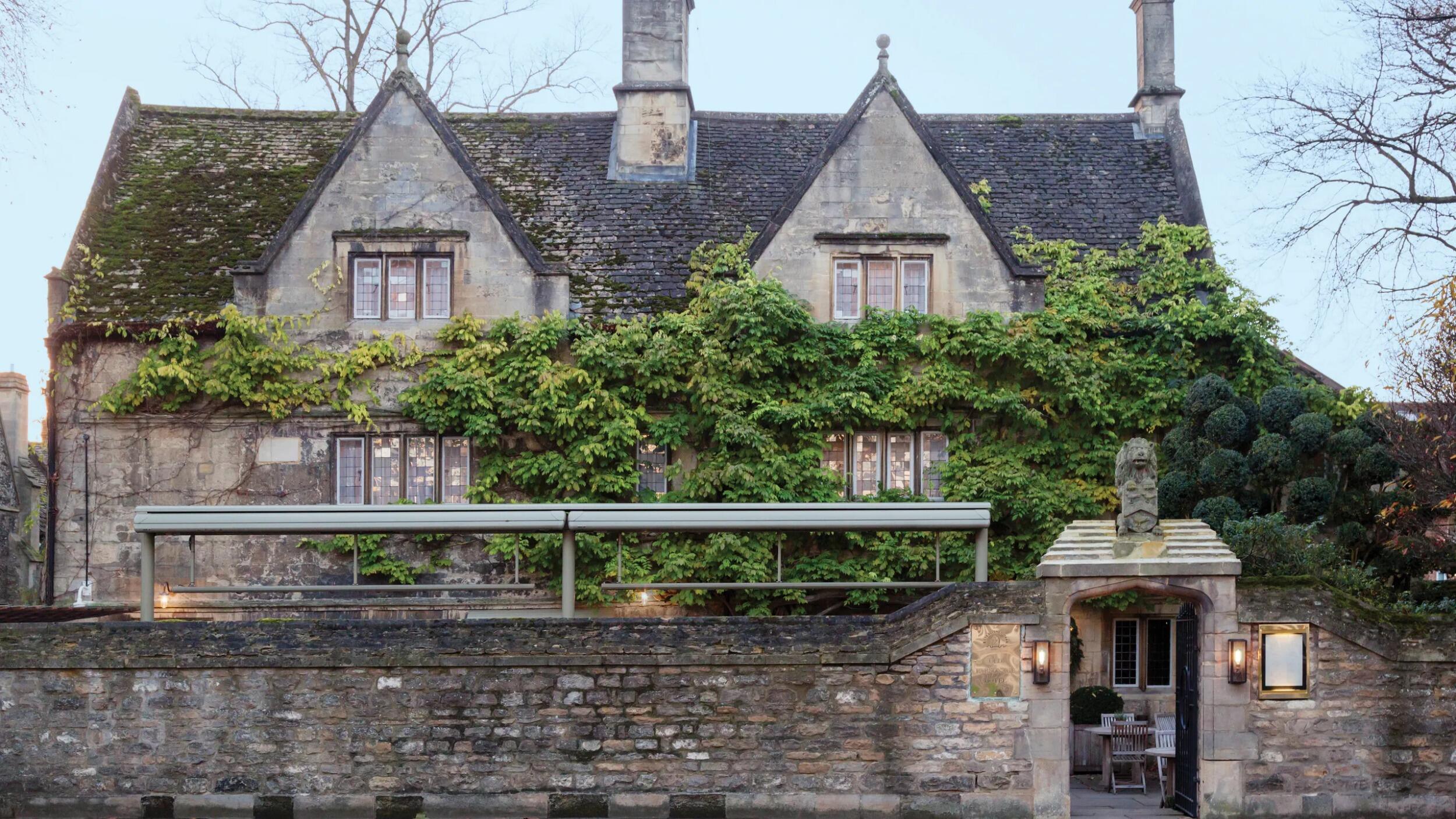 Picture of Old Parsonage Hotel