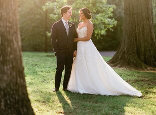 Stephanie and Parker are avid travelers, and they have the photo booth pictures to prove it—more on that later. Together, the couple planned a wedding