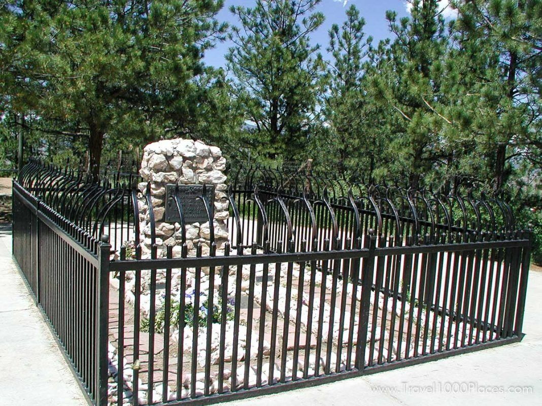 Picture of The Buffalo Bill Museum and Grave