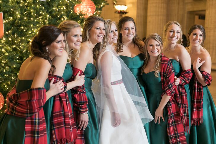Plaid Shawls for Christmas-Themed Wedding in Chicago