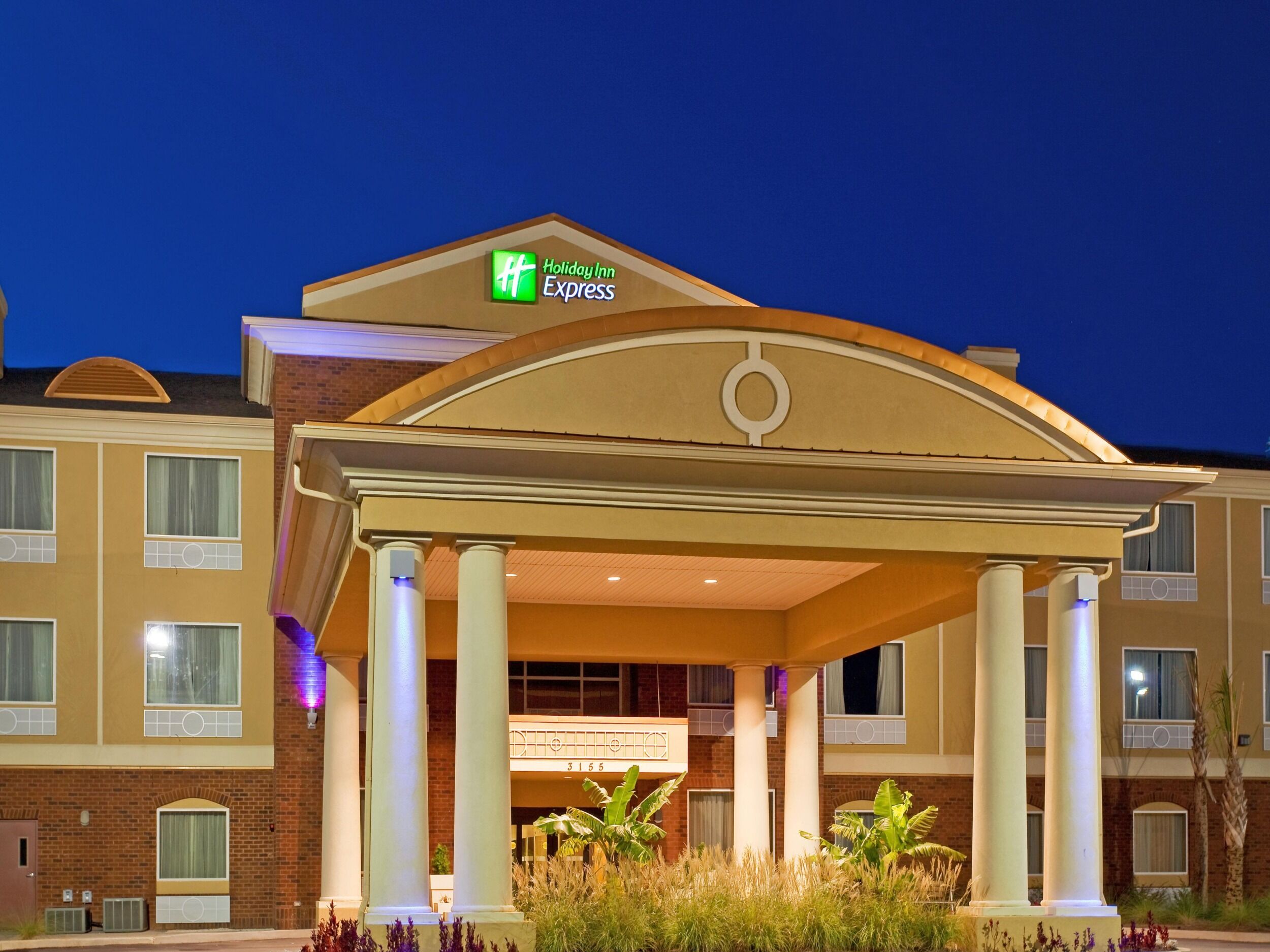 Picture of Holiday Inn Express & Suites Foley - N Gulf Shores, an IHG Hotel