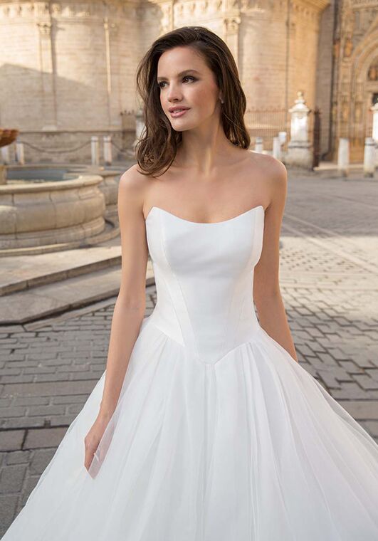 ÉTOILE Valentina Ball Gown Wedding Dress - 2