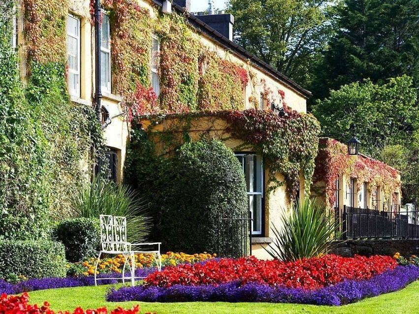Picture of Dunraven Arms Hotel