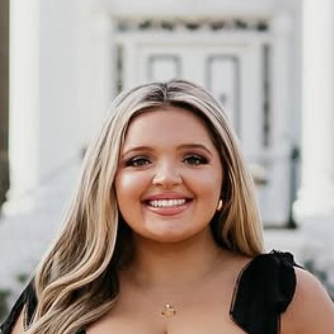 Elly Saunooke