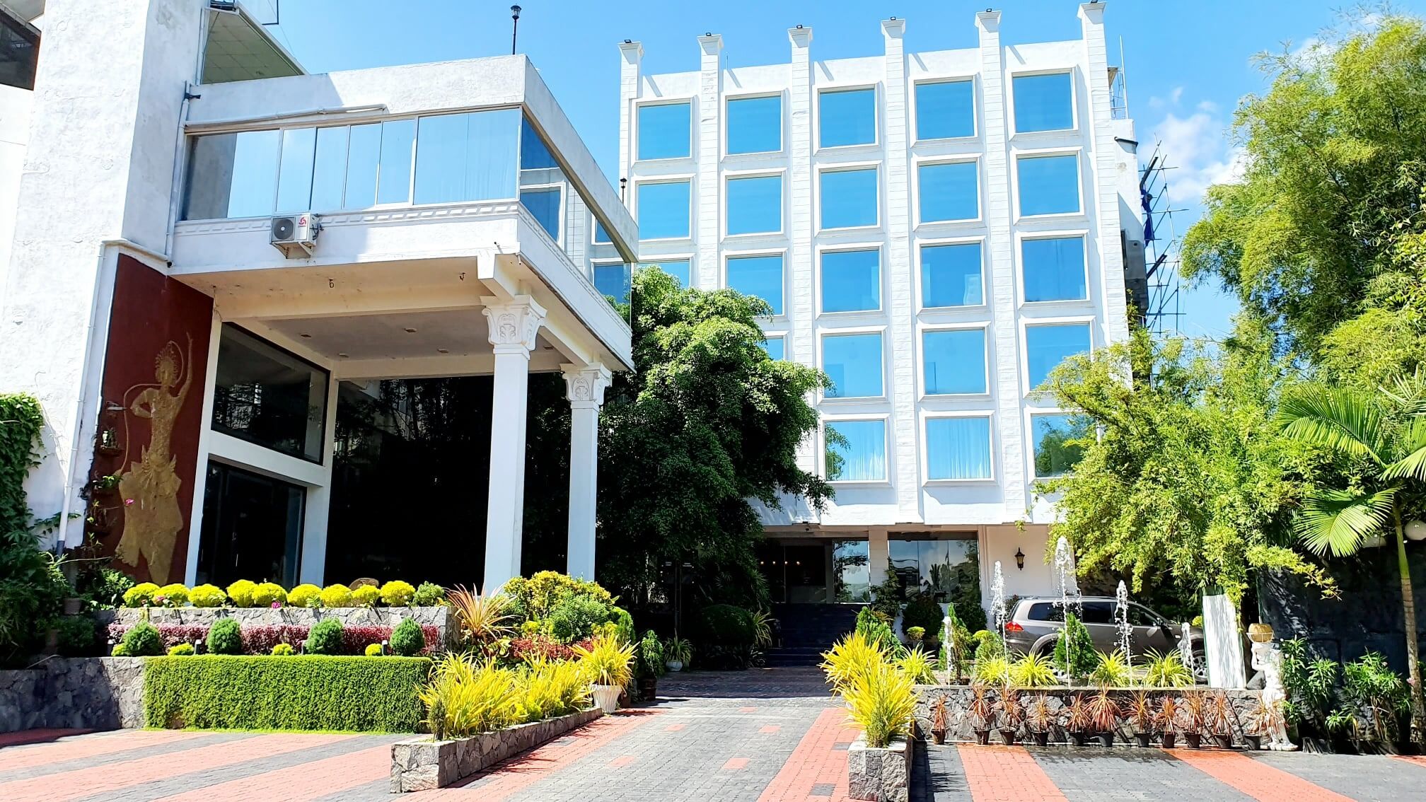 Picture of Hotel Green Court 