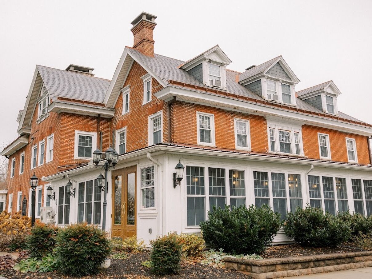 Picture of Cameron Estate Inn