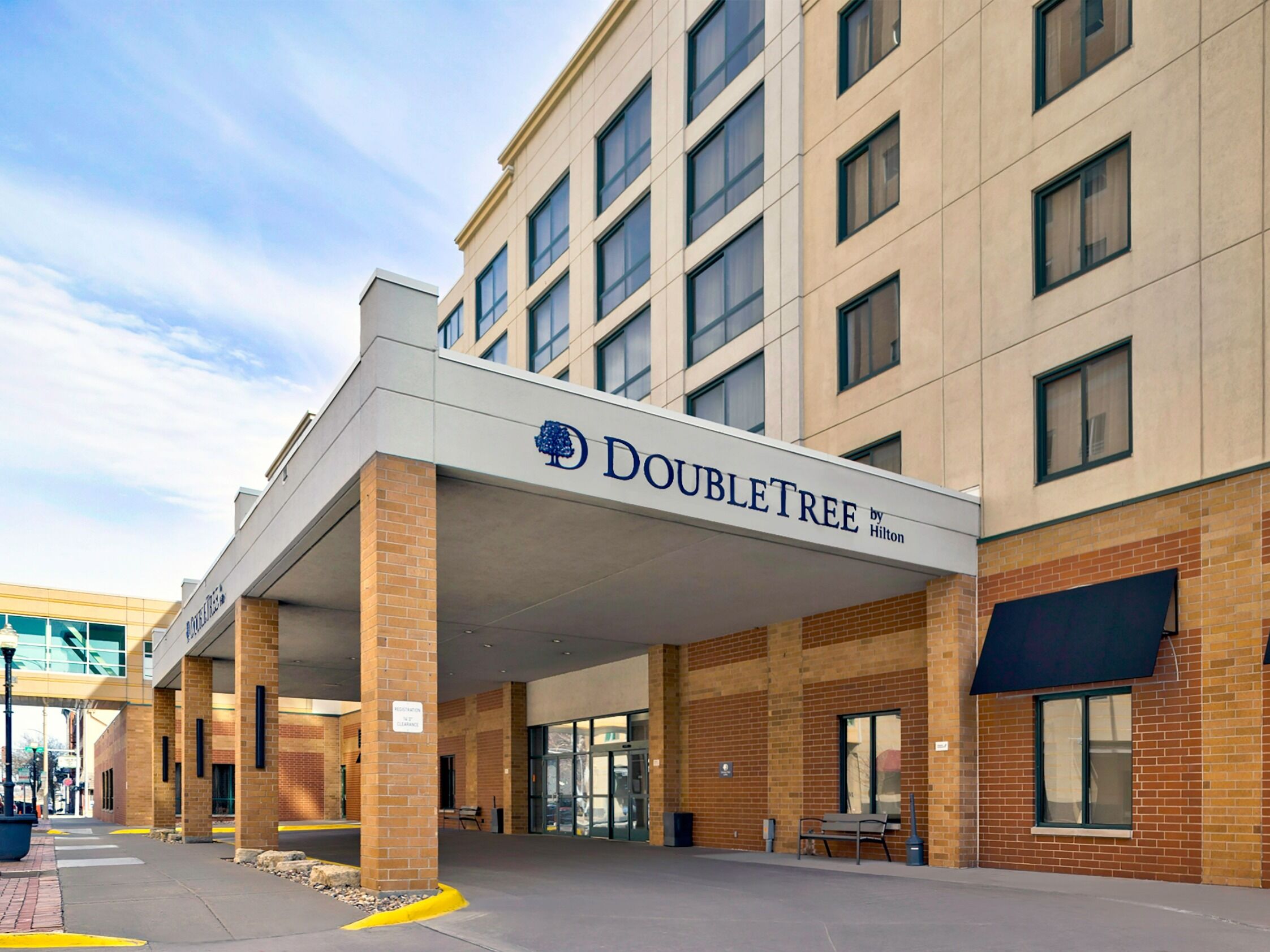 Picture of DoubleTree by Hilton Davenport