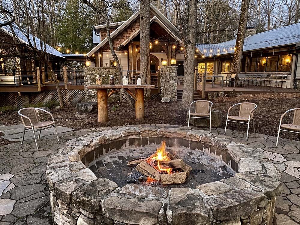 Picture of Dancing Bear Lodge 