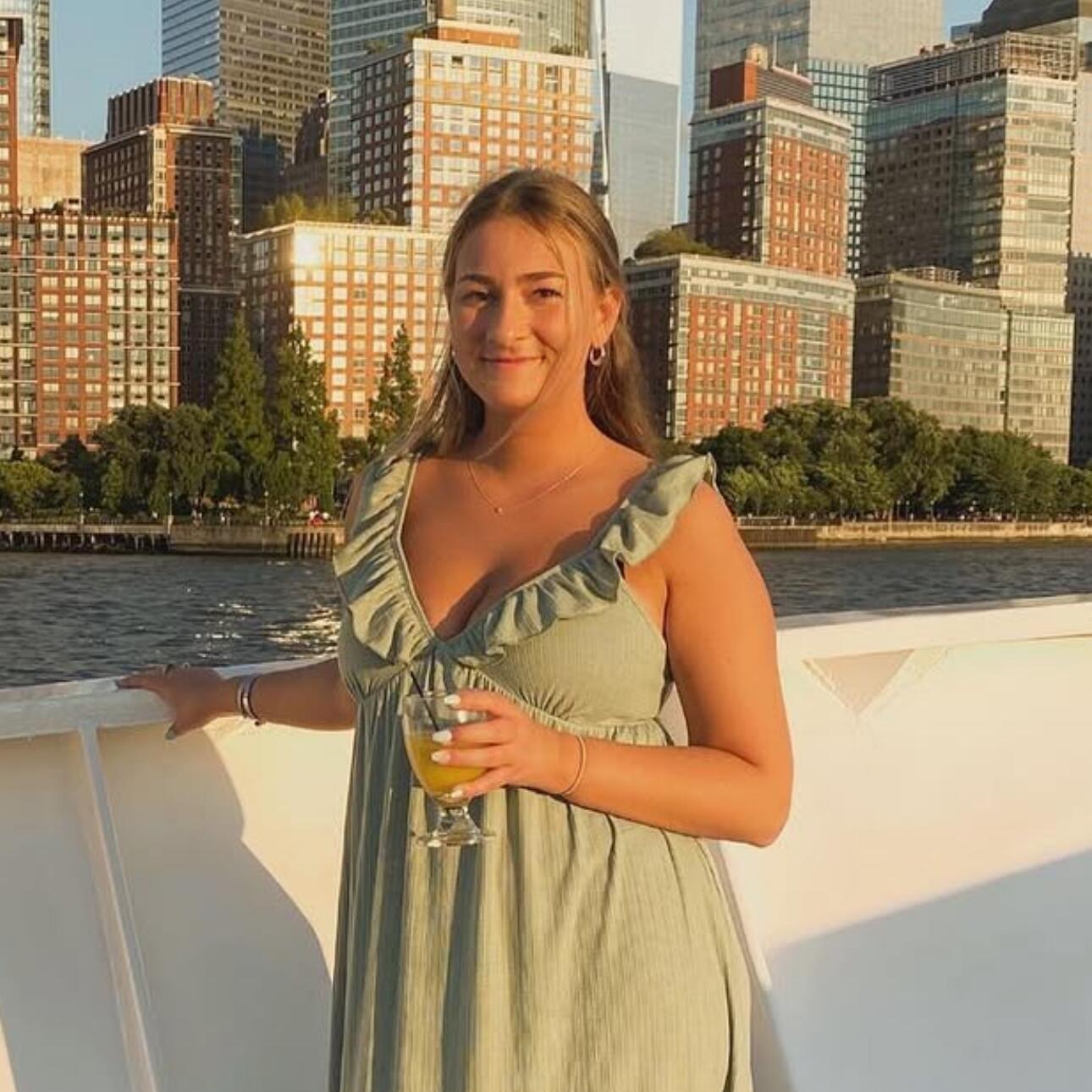 Nina Muzzi