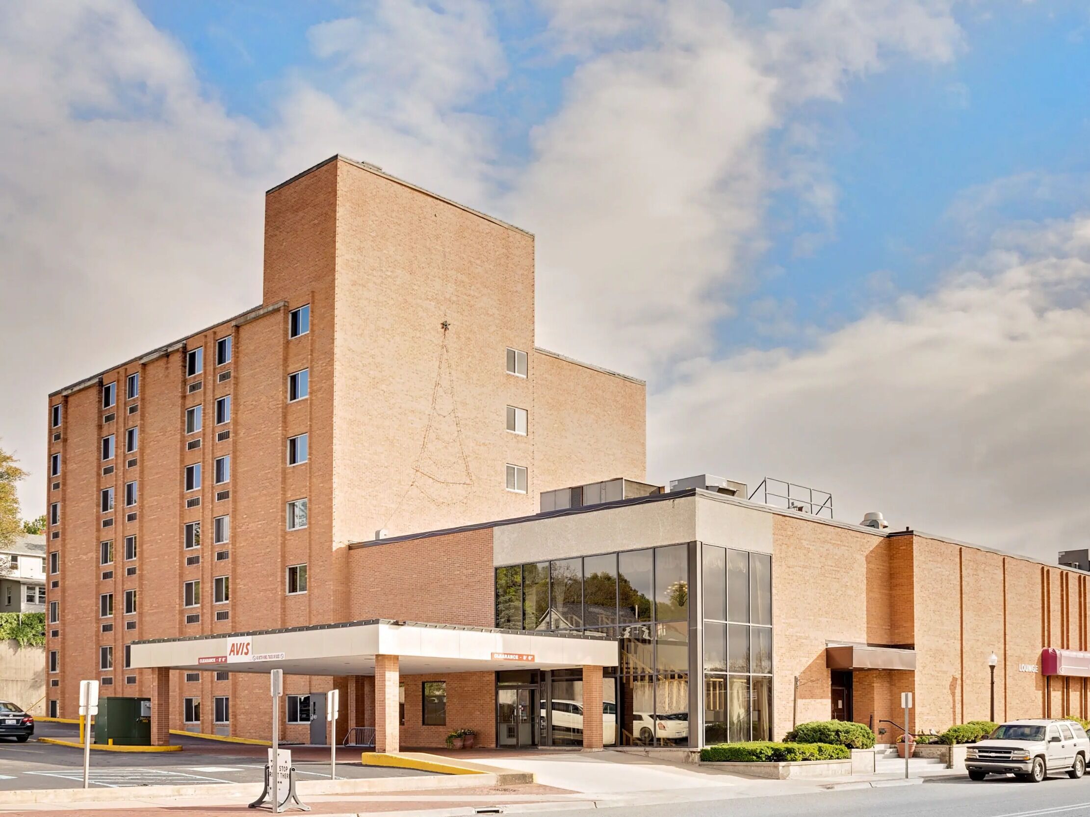 Picture of Ramada by Wyndham Marquette